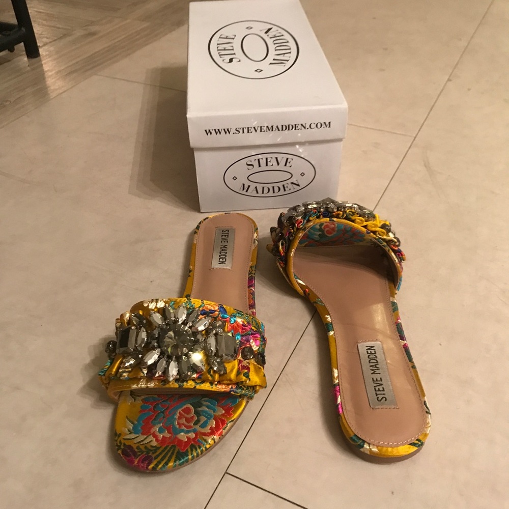 Steve Madden Sandals